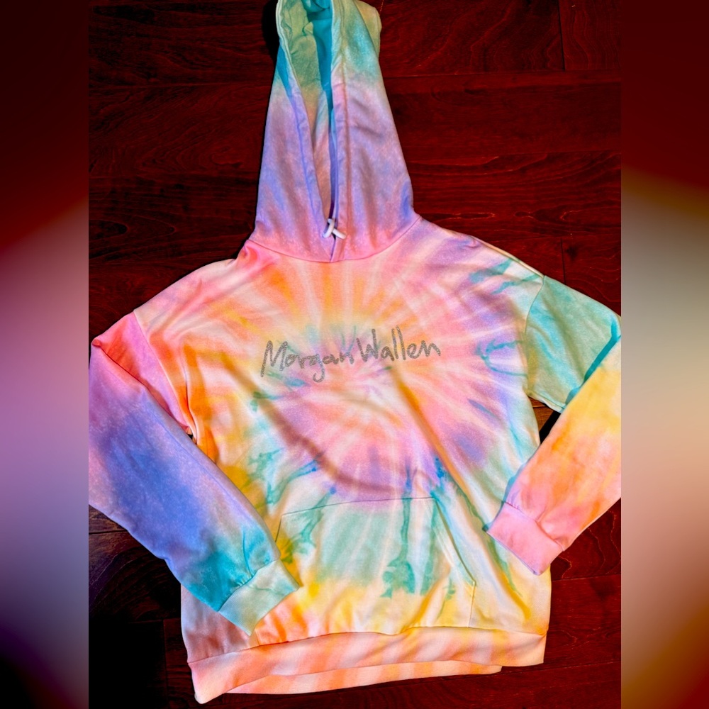 morgan wallen hoodie size L